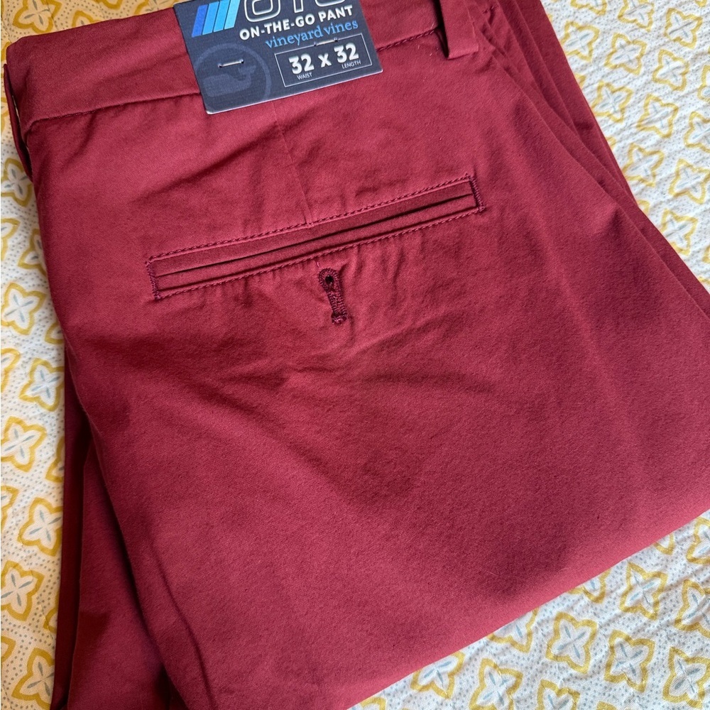 NWT Vineyard Vines Men's On The Go Golf Pant Maroon 32x32 - Picture 3 of 5